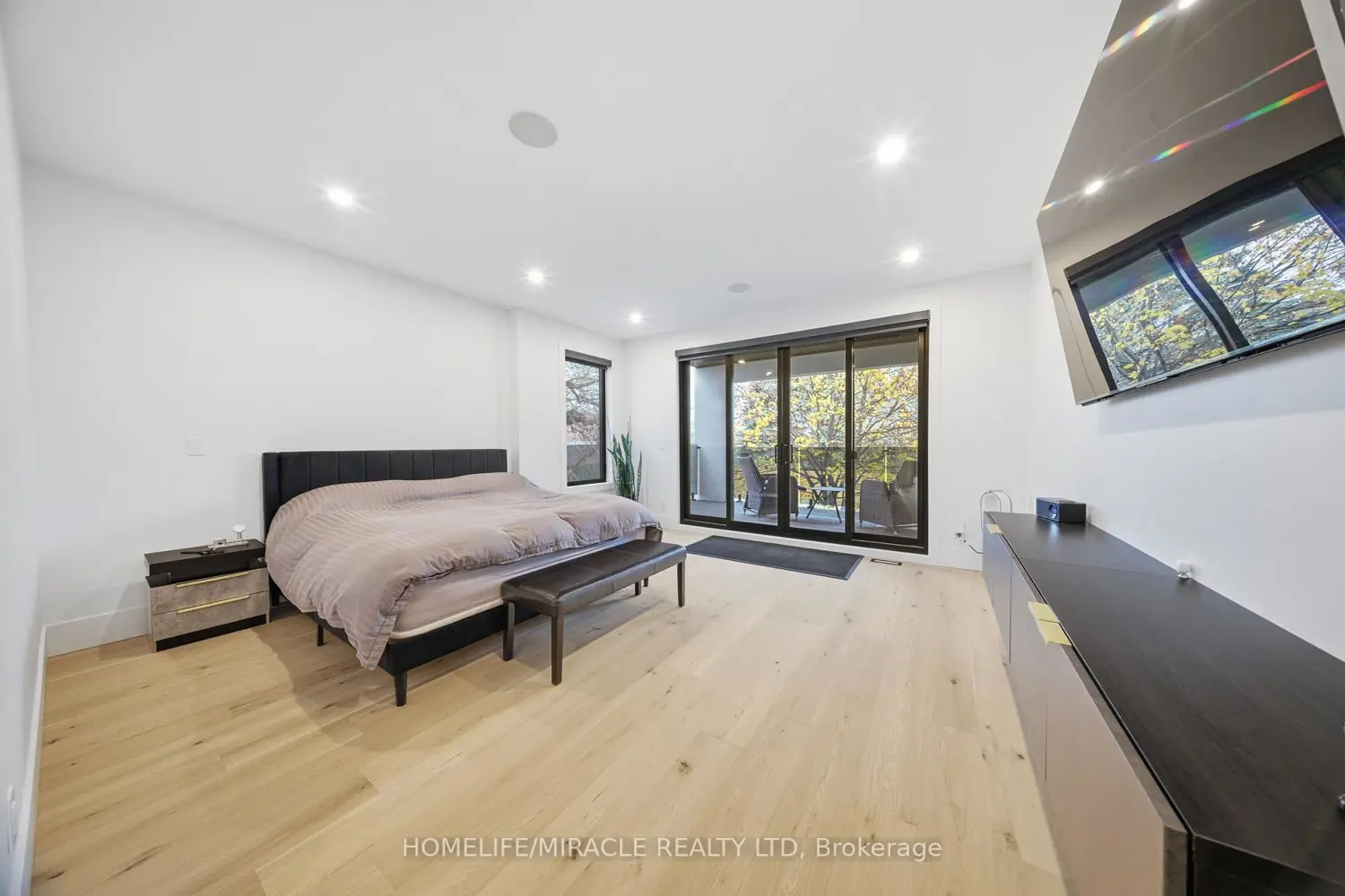 Additional image 9 of 1653 Glenburnie Road