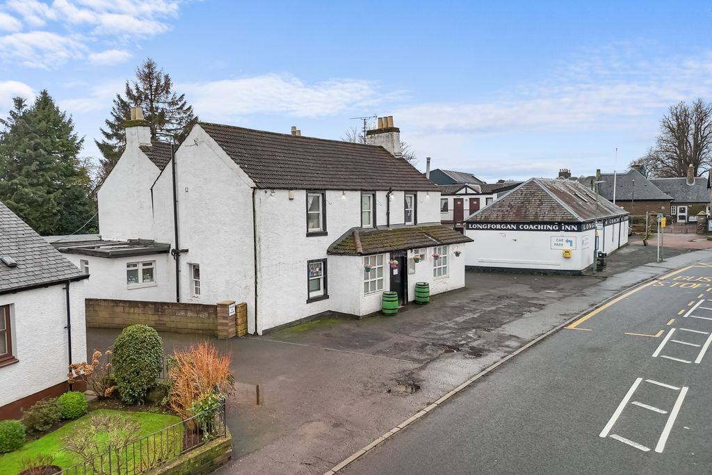 Property for saleLongforgan Coaching Inn, 56-58, Main Street, Dundee DD2