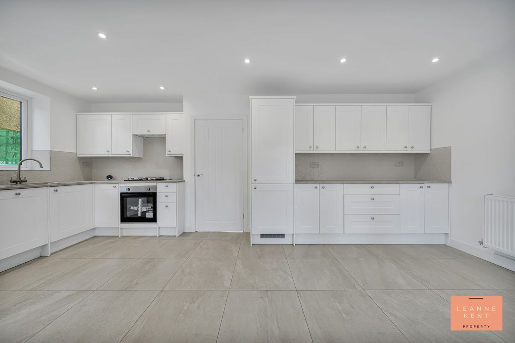 Additional image 10 of 3 bed semi-detached house for saleHillside Terrace, Bedwas CF83