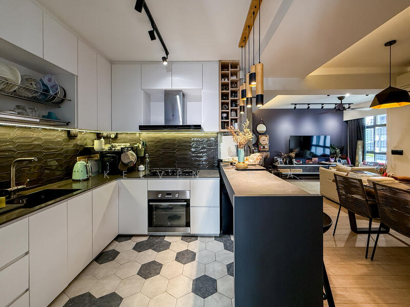 Additional image 4 of 140C Corporation Drive