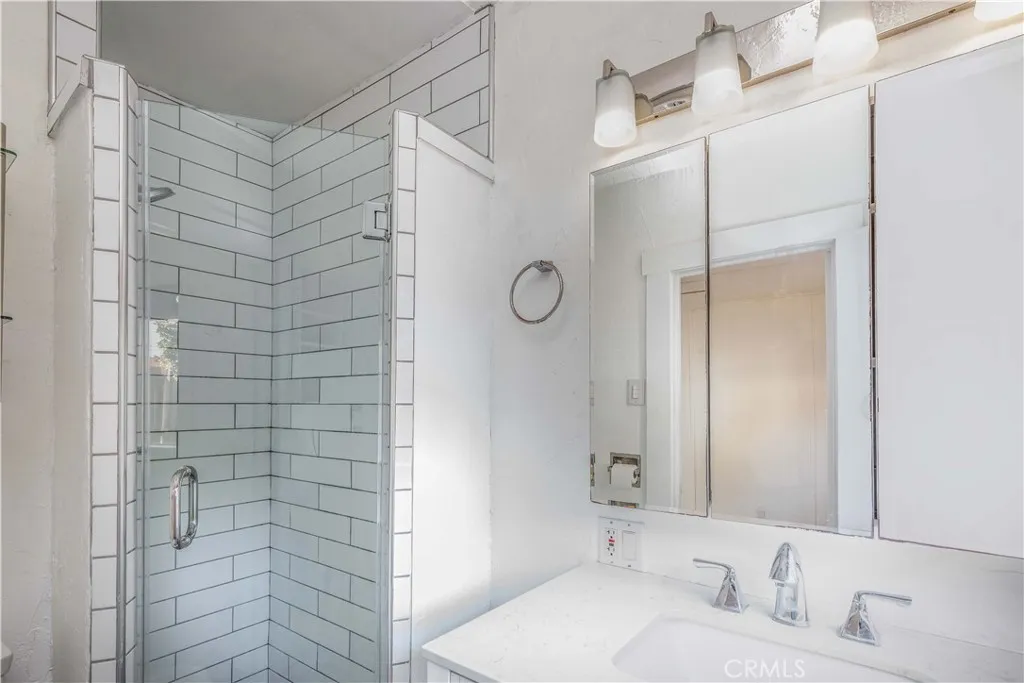 Additional image 33 of 1172 Catalina Unit Back, Laguna Beach, CA 92651