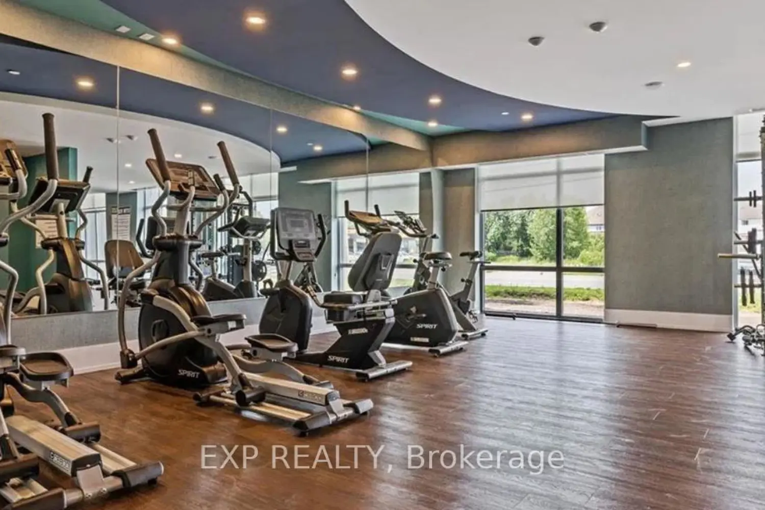 Additional image 14 of 600 North Service Road 221, Hamilton