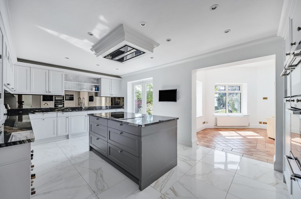 Additional image 5 of 5 bed detached house for saleRook Hill Road, Friars Cliff, Christchurch BH23