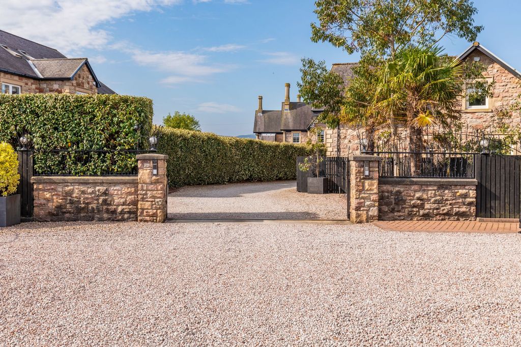 Additional image 8 of 5 bed villa for saleThe View, Rockfort, East Clyde Street, Helensburgh G84