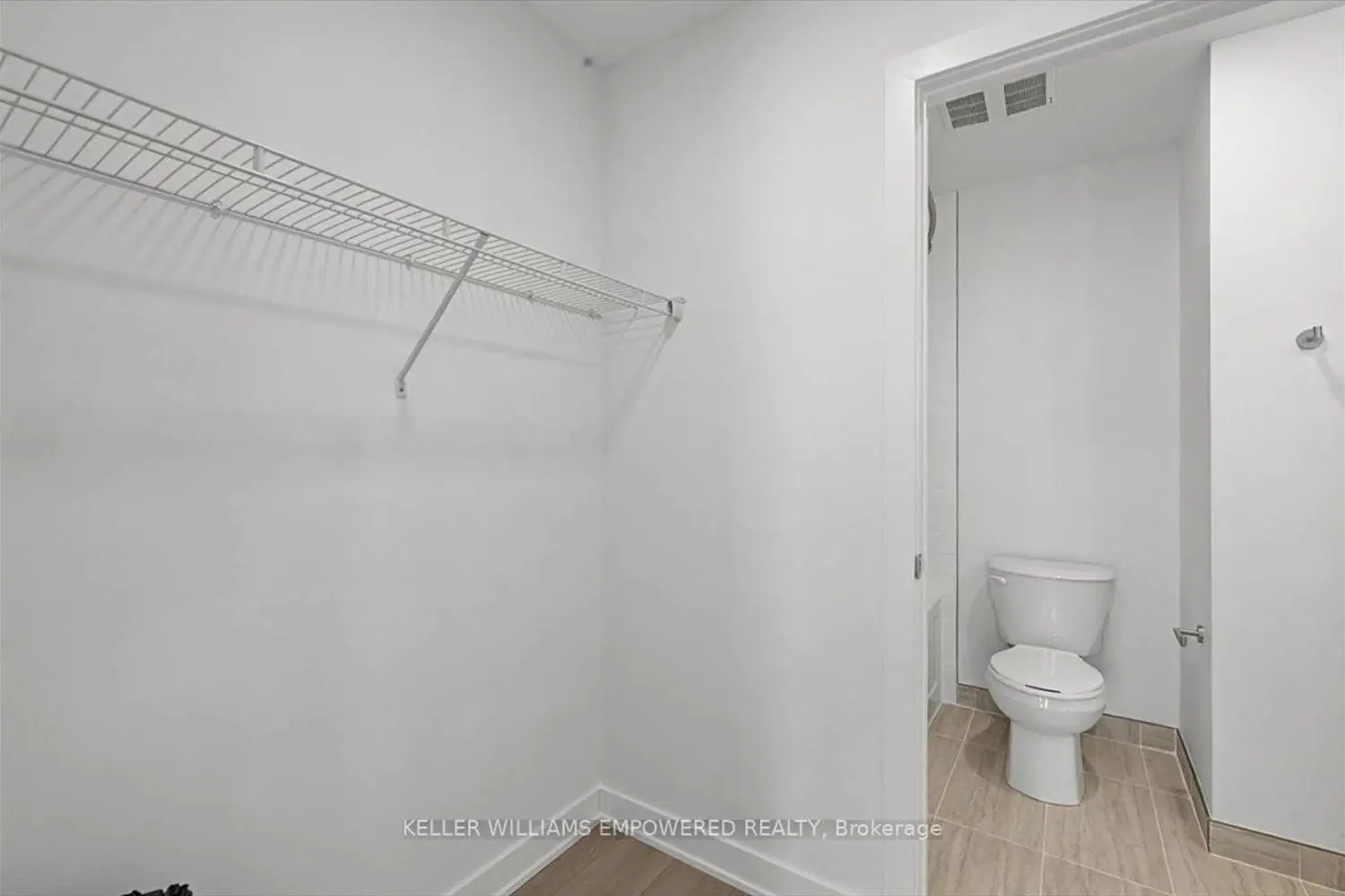 Additional image 17 of 25 Wellington Street 2202