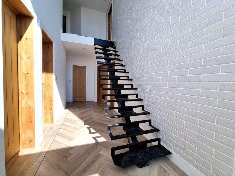 Additional image 6 of 6 bed detached house for salePenrhiw Lane, Machen CF83