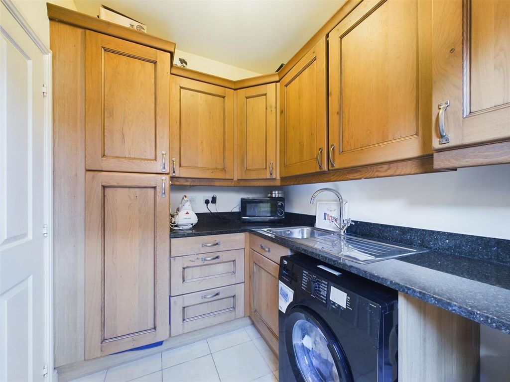 Additional image 9 of 5 bed detached house for saleSanderling Way, Porthcawl CF36