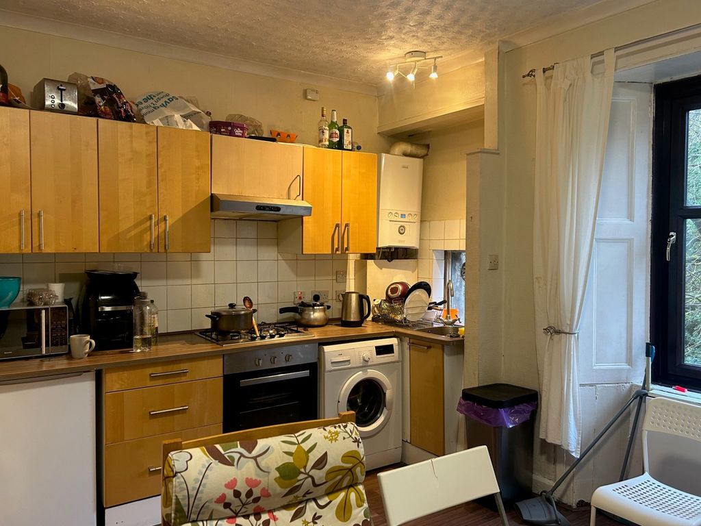 Additional image 5 of 2 bed flat for saleCowane Street, Stirling FK8