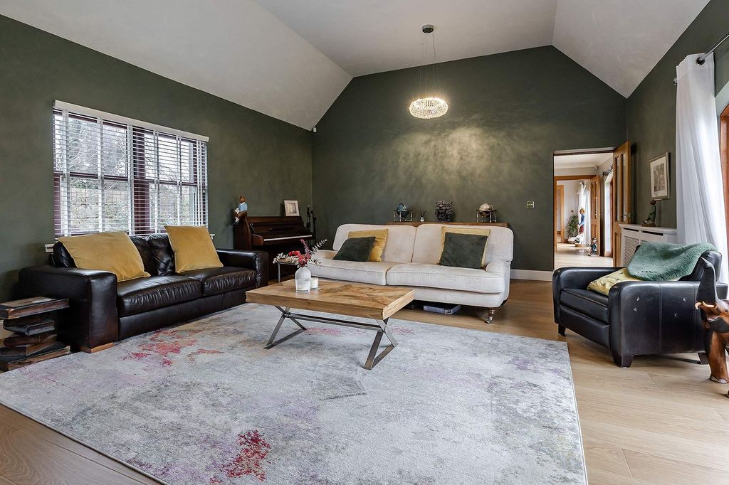 Additional image 8 of 5 bed detached house for saleKingsfield Farm, Kingsfield, Linlithgow EH49