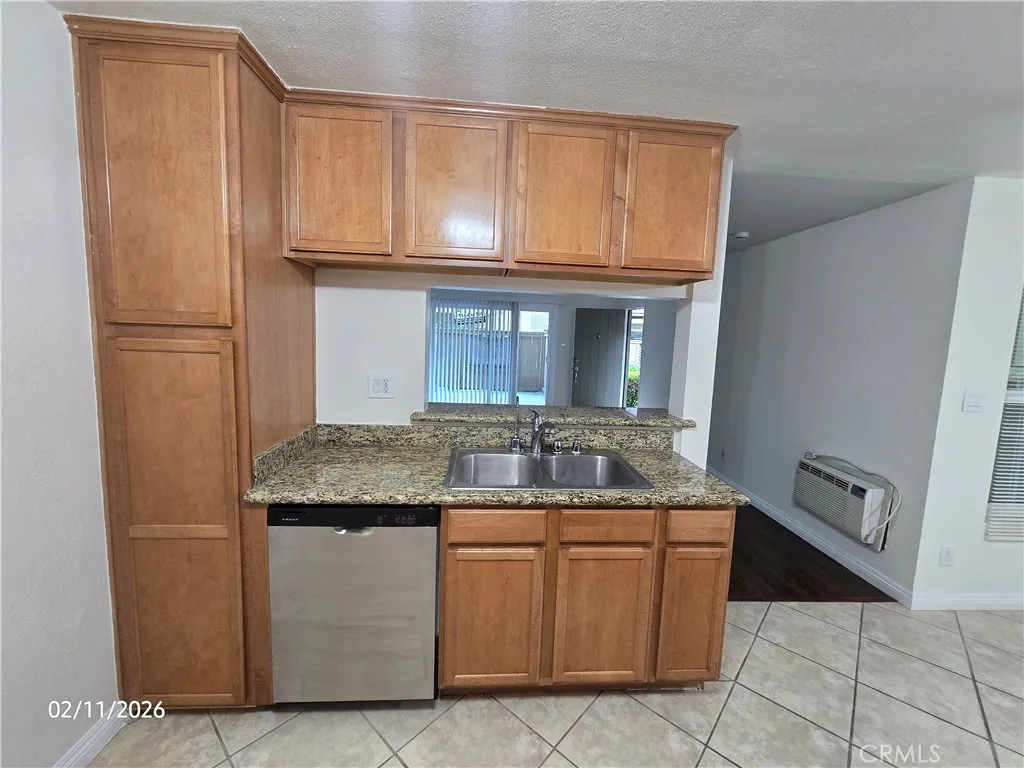 Additional image 29 of 1345 Cabrillo Park Dr Unit R03, Santa Ana, CA 92701