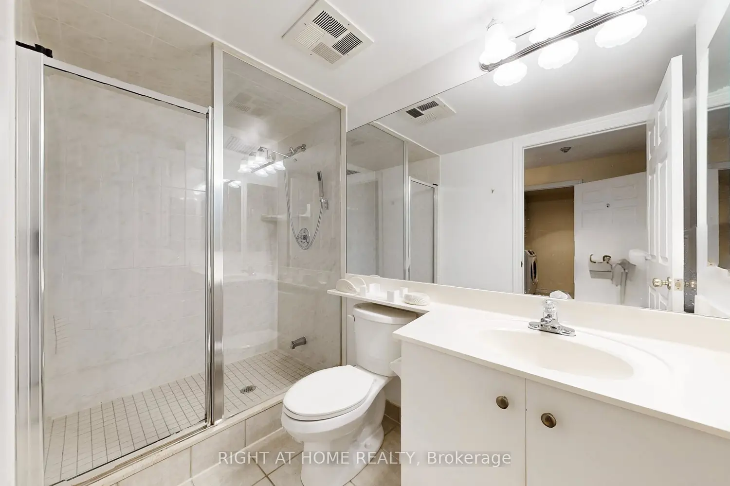 Additional image 14 of 228 Bonis Avenue 608