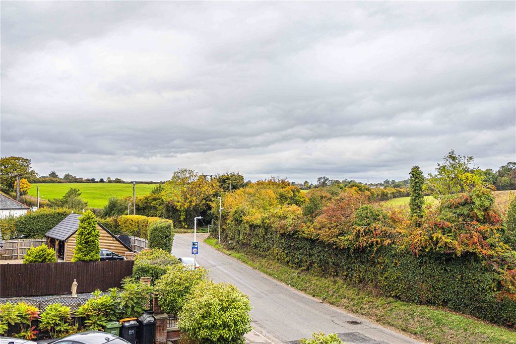 Additional image 22 of 4 bed detached house for saleDunstable Road, Caddington, Central Bedfordshire LU1