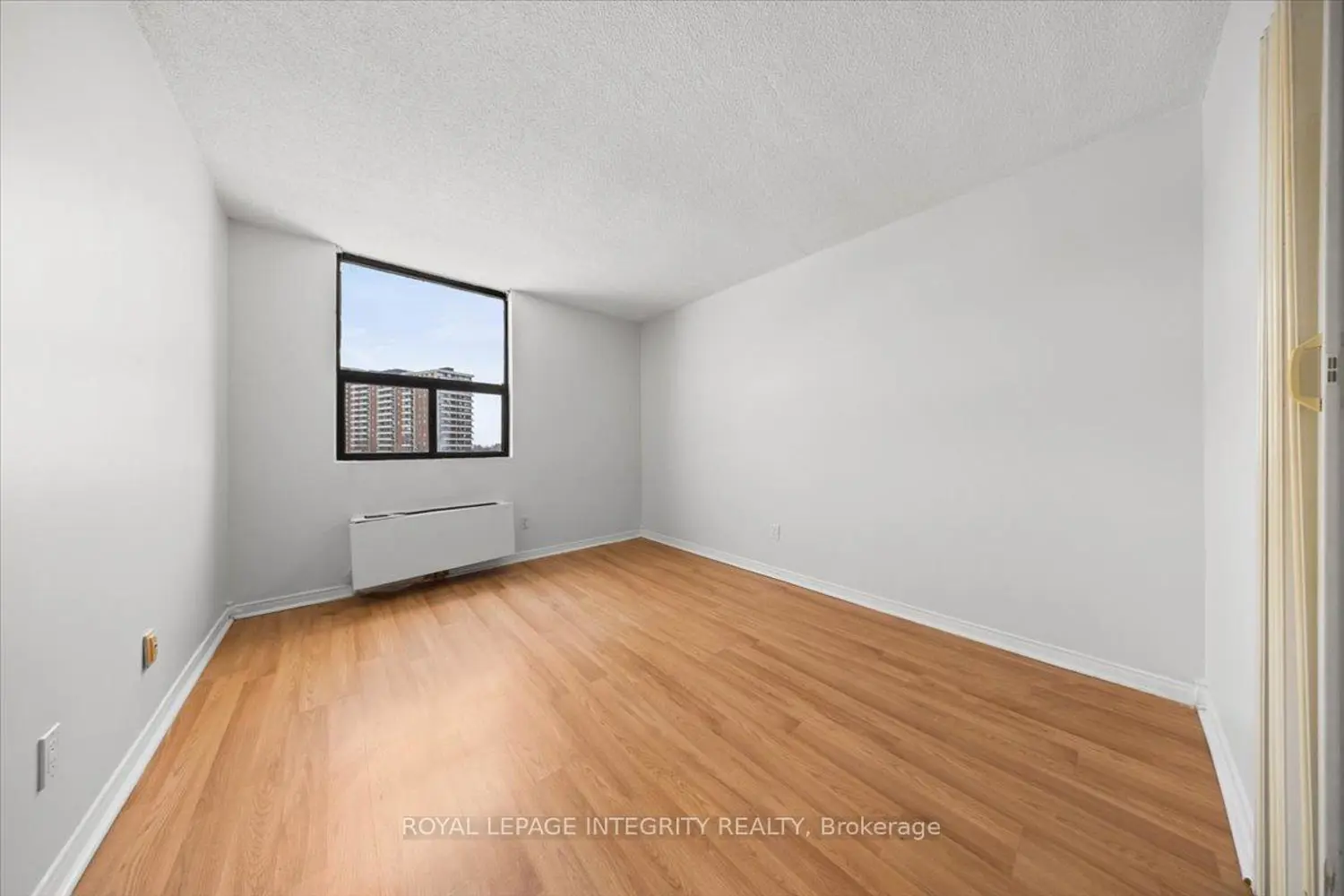 Additional image 13 of 1190 Richmond Road 703