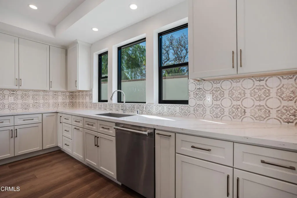 Additional image 8 of 136 N Oakview Drive Unit 102, Thousand Oaks, CA 91362