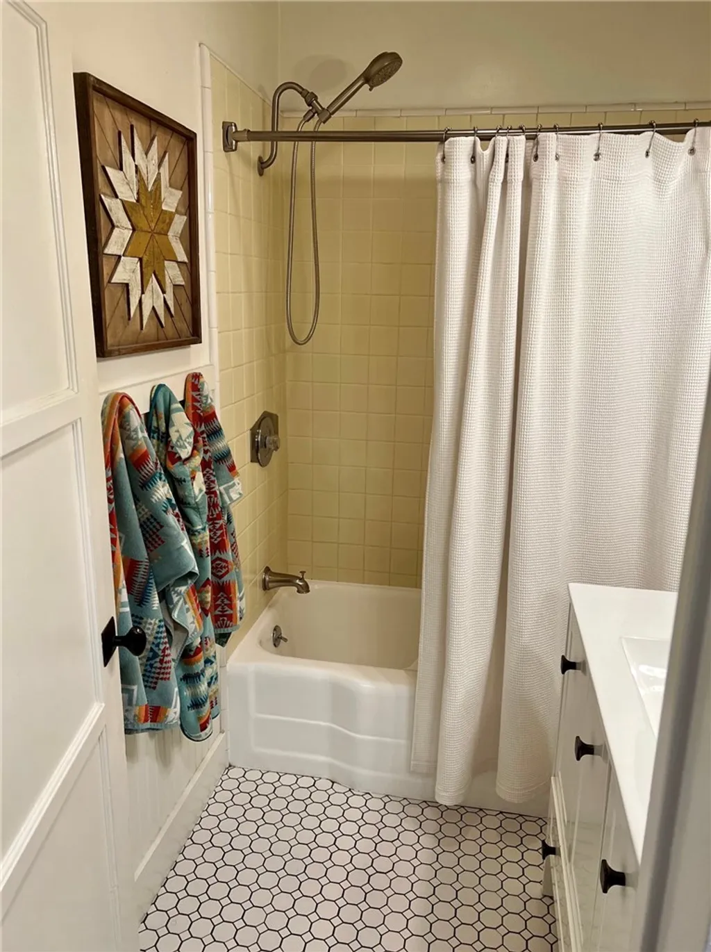 Additional image 11 of 4319 Bel Aire Dr, La Canada Flintridge, CA 91011