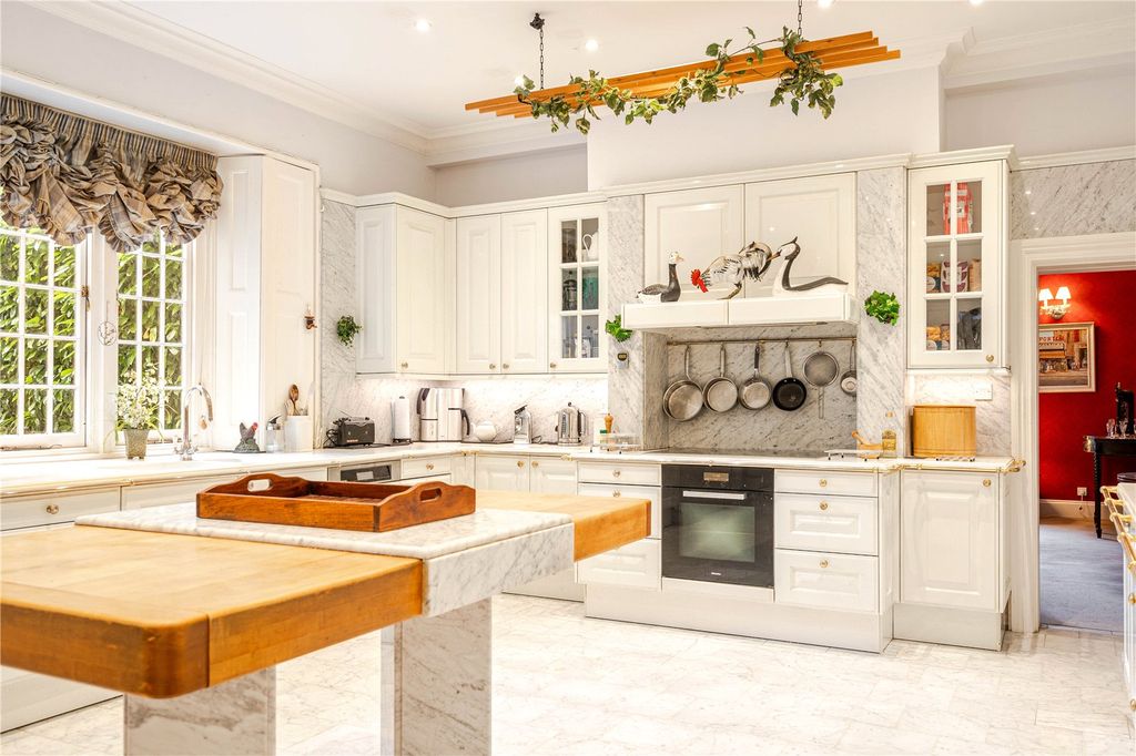 Additional image 10 of 6 bed detached house for saleLanhill, Wiltshire SN14