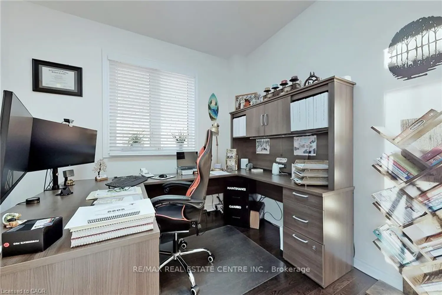 Additional image 11 of 216 Harcourt Crescent