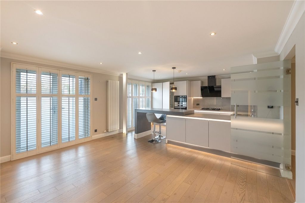Additional image 3 of 2 bed flat for sale150B Queens Road, Aberdeen AB15