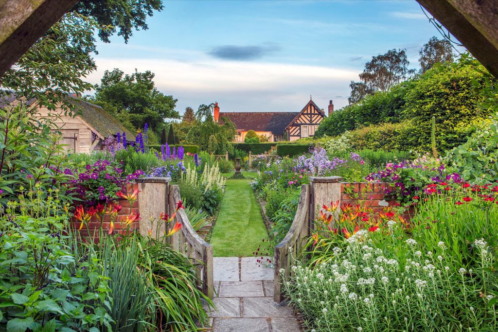 Additional image 34 of 6 bed detached house for saleWollerton Old Hall, Wollerton, Market Drayton, Shropshire TF9