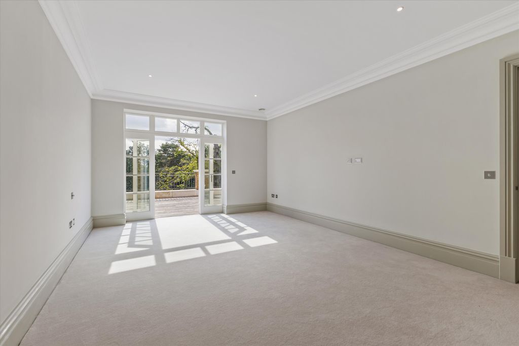 Additional image 5 of 2 bed flat for saleKings Ride, Ascot, Berkshire SL5
