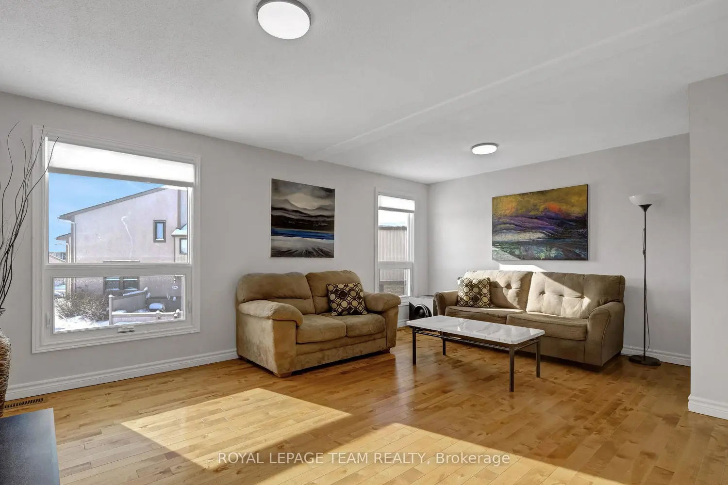 Additional image 10 of 2027 Stonehenge Crescent 35