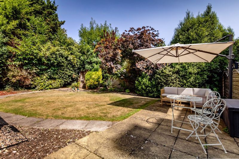 2 bed flat for saleDownleaze, Stoke Bishop, Bristol BS9 photo 4