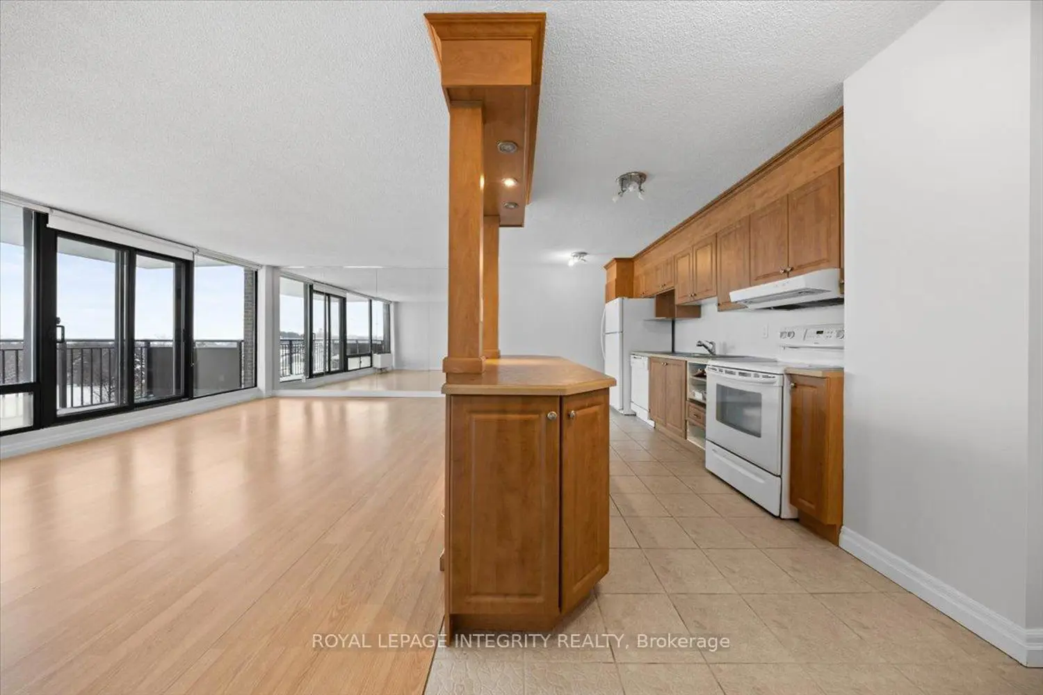 Additional image 5 of 1190 Richmond Road 703