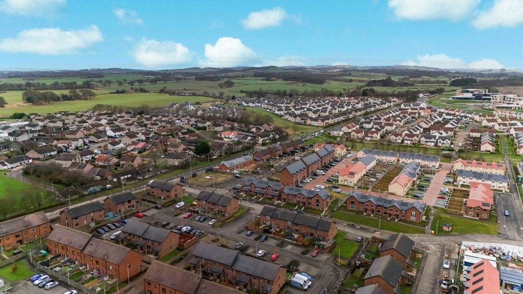 Additional image 17 of 3 bed flat for saleFlat 55 Canal Quarter, Winchburgh EH52