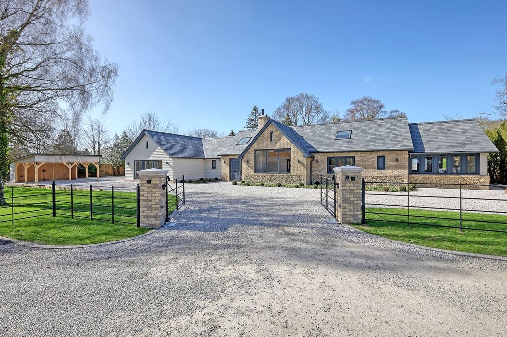 6 bed detached house for saleBack Lane, Barrington, Cambridge CB22