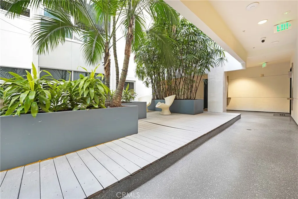 Additional image 4 of 630 W 6th St Unit 216, Los Angeles, CA 90017