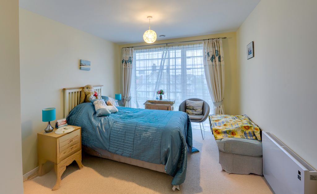Additional image 6 of 2 bed flat for salePavilion Court, Hamilton Gardens, Felixstowe IP11