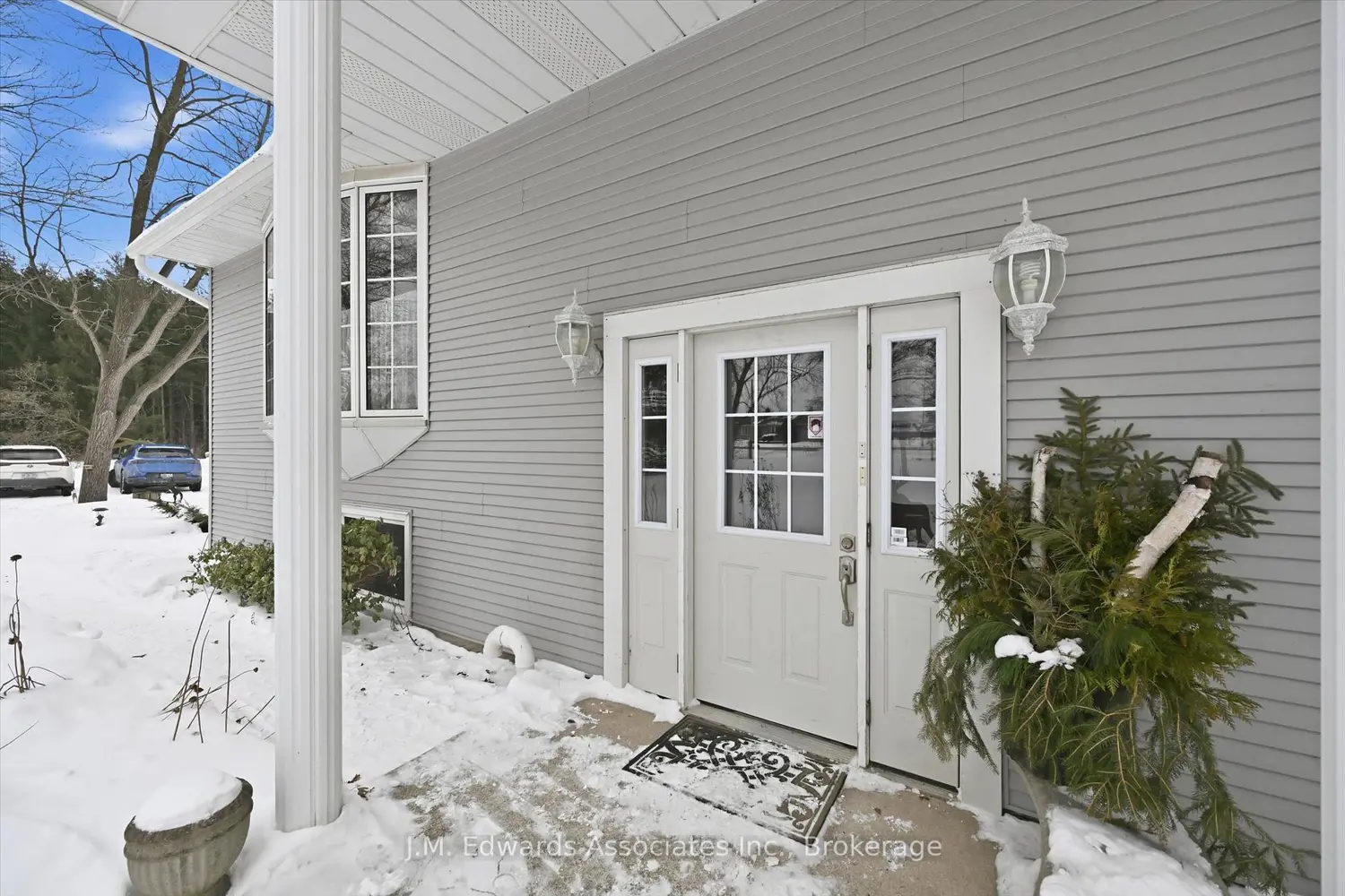 Additional image 13 of 5882 Canborough Road