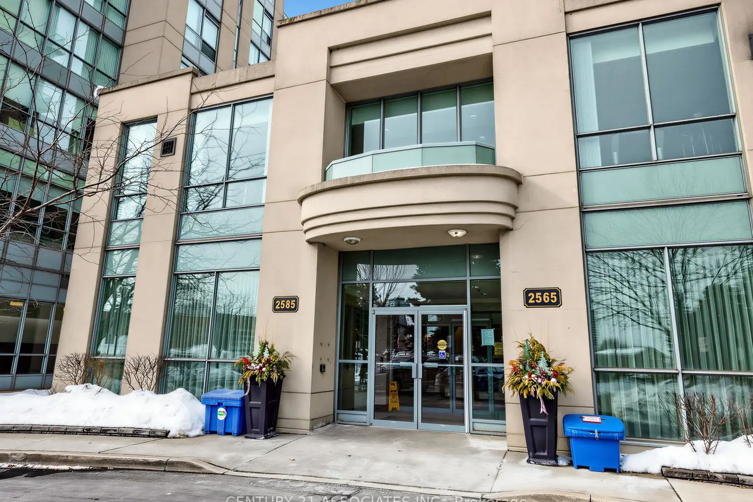 Additional image 2 of 2585 Erin Centre Boulevard 408