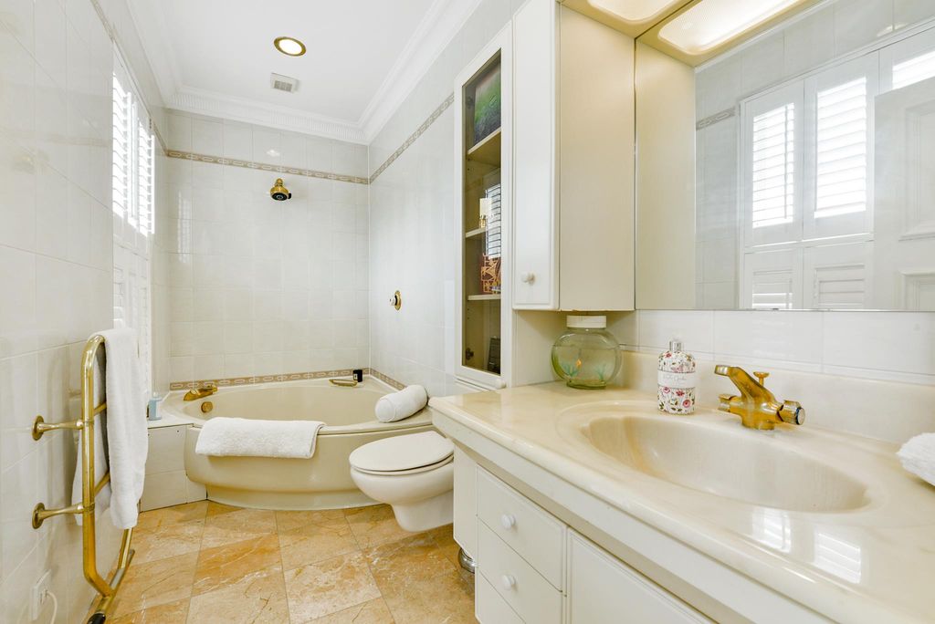 Additional image 19 of 7 bed detached house for saleMoney Row Green, Holyport, Berkshire SL6