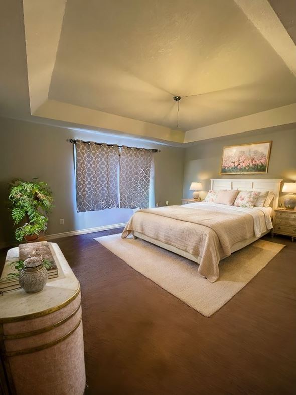 311 Hillcroft Court, Waterloo, ON, N2T 2Z9