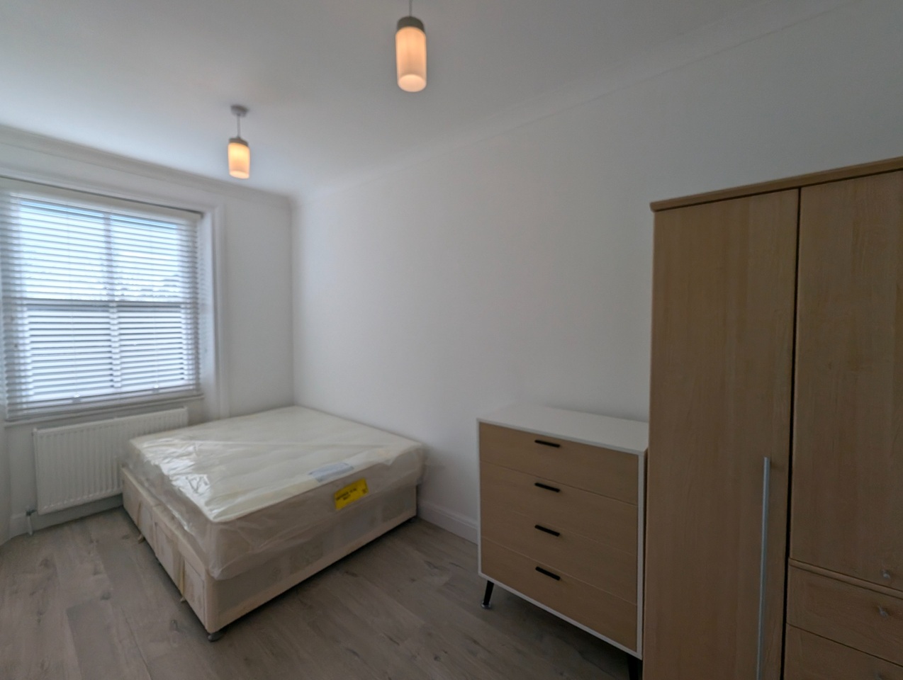 Additional image 3 of 2 Bed Flat, Cambridge Gardens, W10, N1 7GU