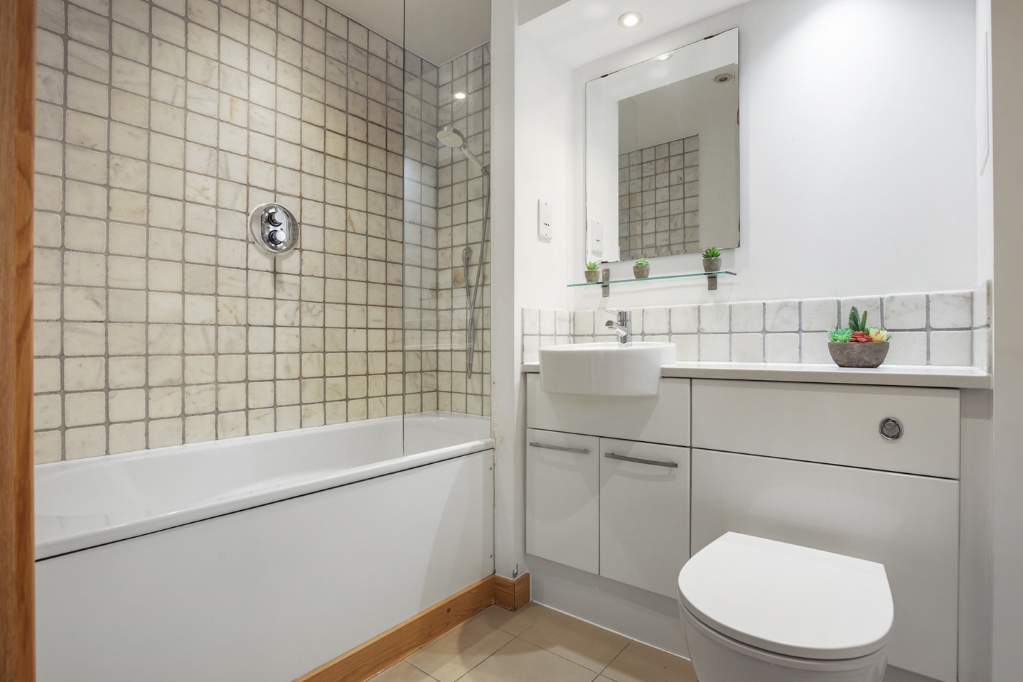 Additional image 8 of 1 Bed Flat, Terrace Apartments, N5, N1 7GU