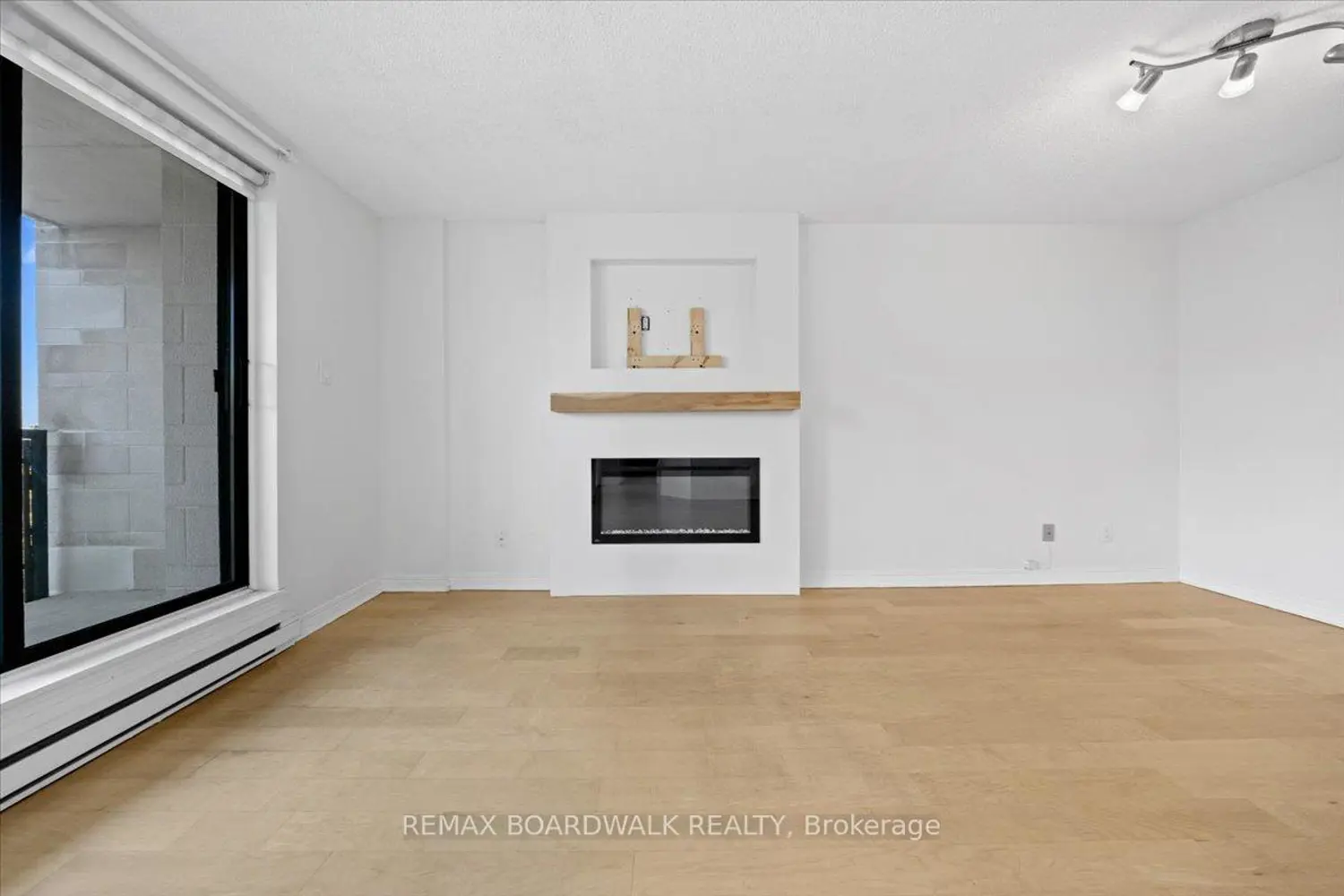 Additional image 8 of 15 Murray Street 308