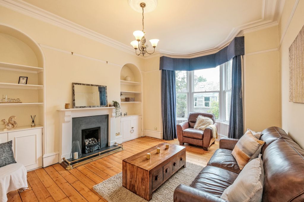 Additional image 2 of 3 bed flat for sale28 Grosvenor Place, Rosemount, Aberdeen AB25