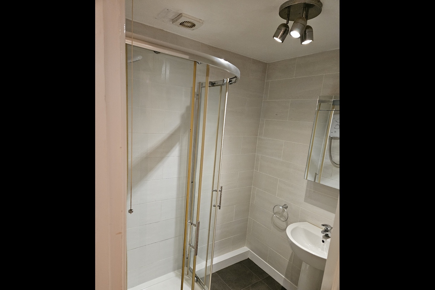 Additional image 14 of 1 Bed Maisonette, Old Church Green, B33, N1 7GU