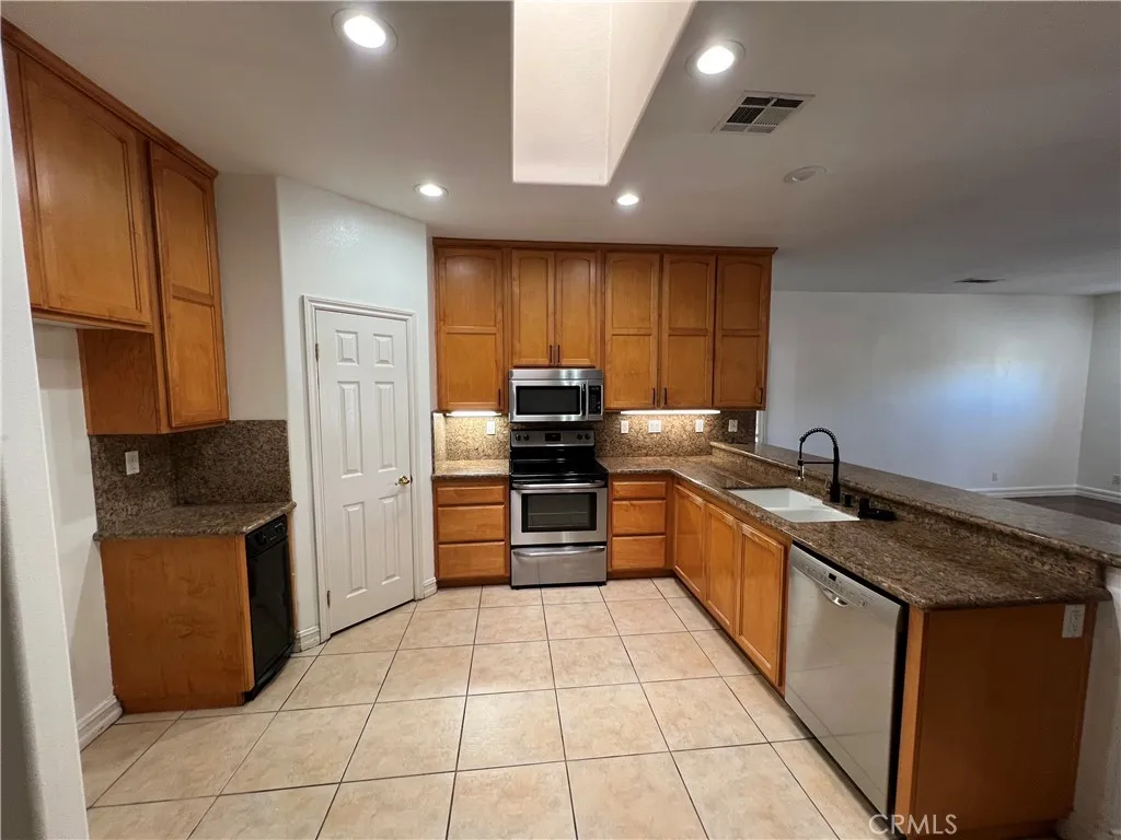 Additional image 7 of 30461 Sparkle, Canyon Lake, CA 92587