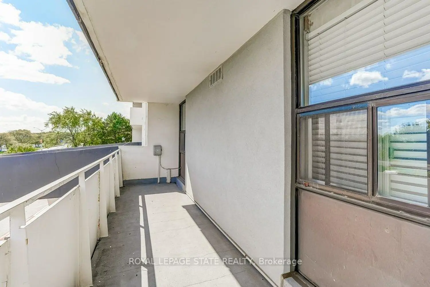 Additional image 11 of 2055 Upper Middle Road 205