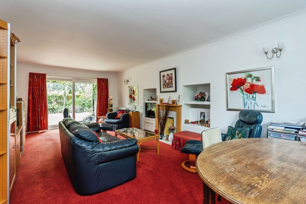 Additional image 5 of 5 bed detached house for saleCrofton Close, Southampton, Hampshire SO17