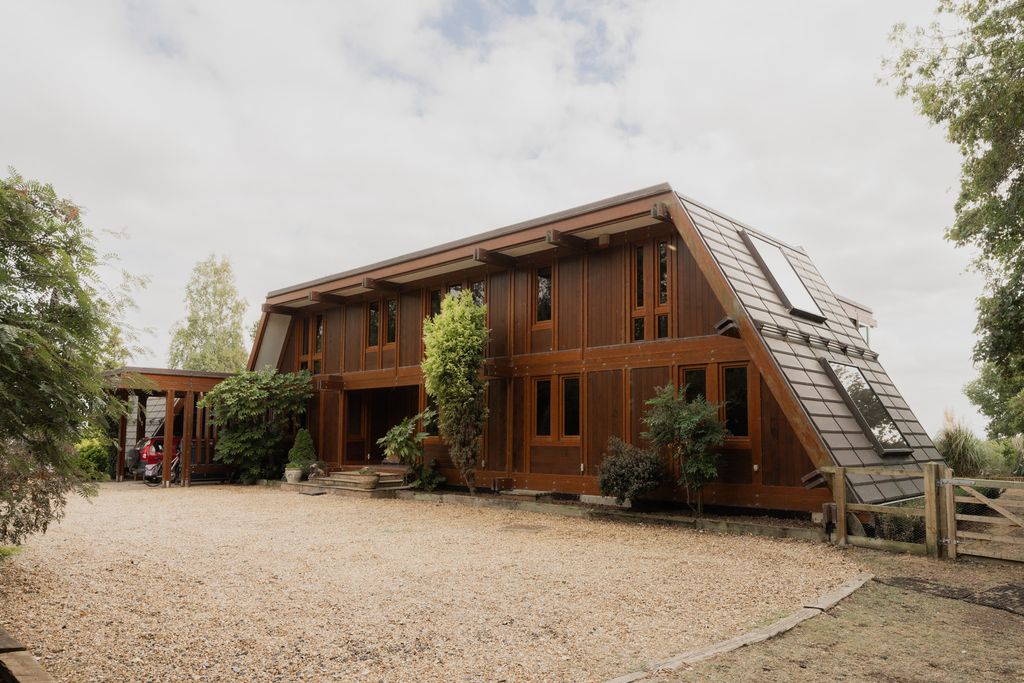 Additional image 7 of 6 bed detached house for saleBlue Gates, Blue Gates, Coton, Cambridgeshire CB23