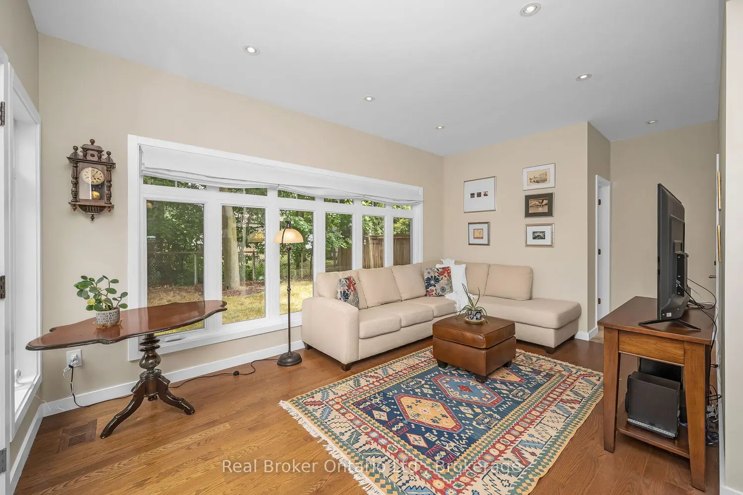 Additional image 7 of 285 Surrey Drive