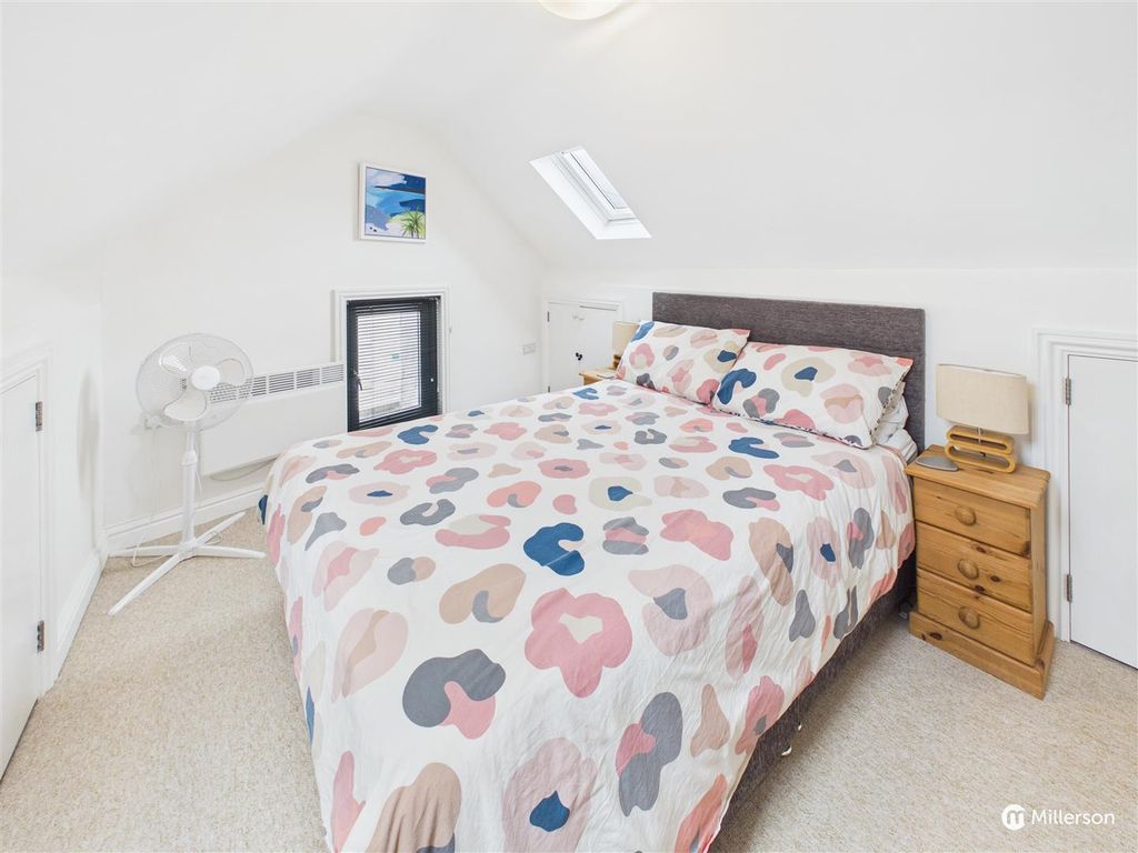 Additional image 10 of 2 bed flat for saleSea Lane, Hayle TR27
