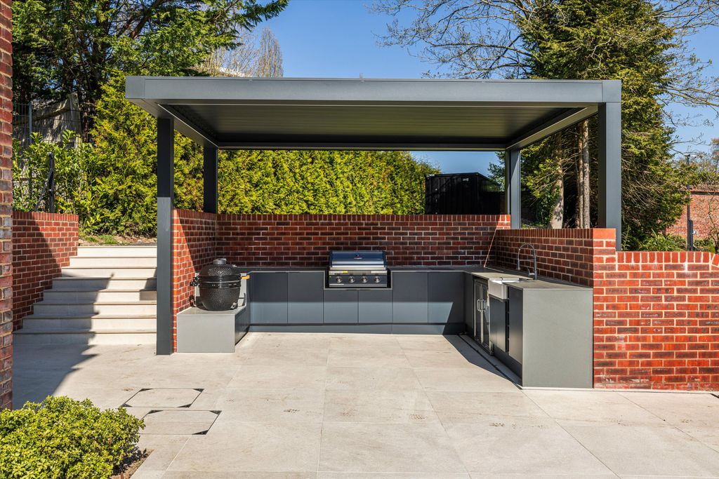 Additional image 21 of 5 bed detached house for saleCharters Gate, Hancocks Mount, Ascot, Berkshire SL5