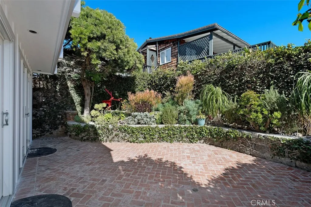 Additional image 62 of 135 Sunset Terrace, Laguna Beach, CA 92651