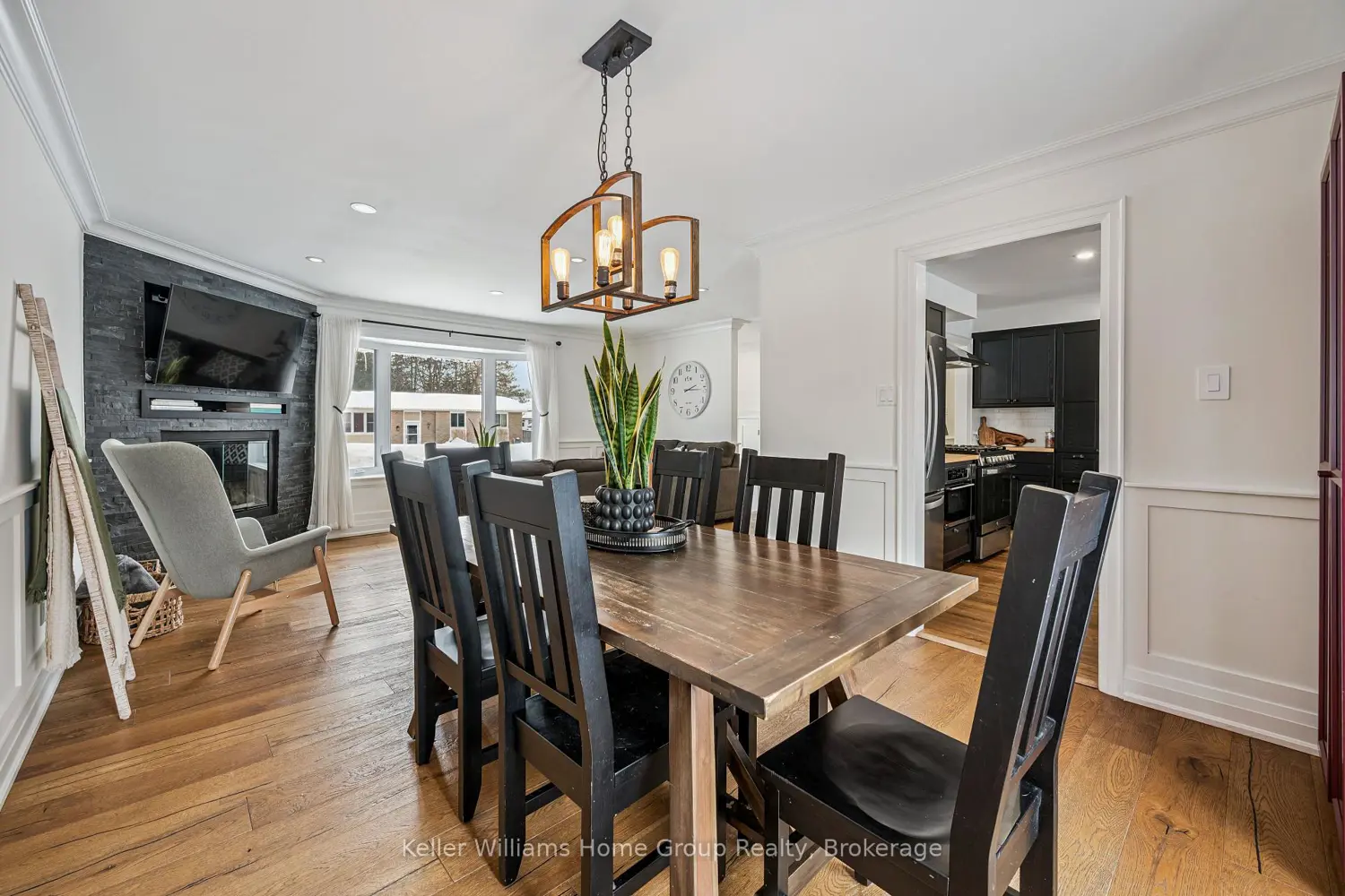 Additional image 3 of 2 Douglas Crescent, Hill