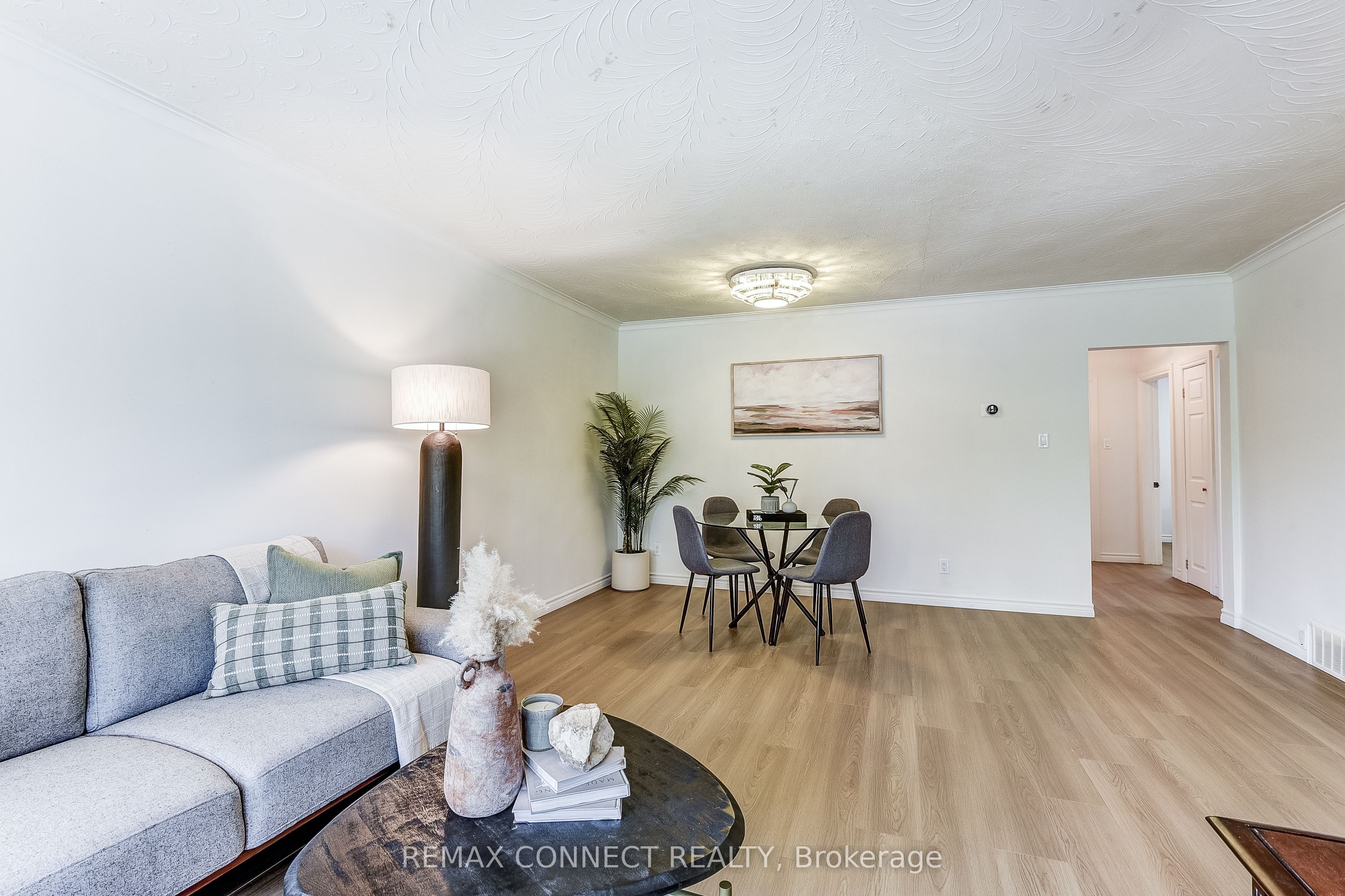 Additional image 5 of 53 Glory Crescent, Toronto, ON, M1E 2B9